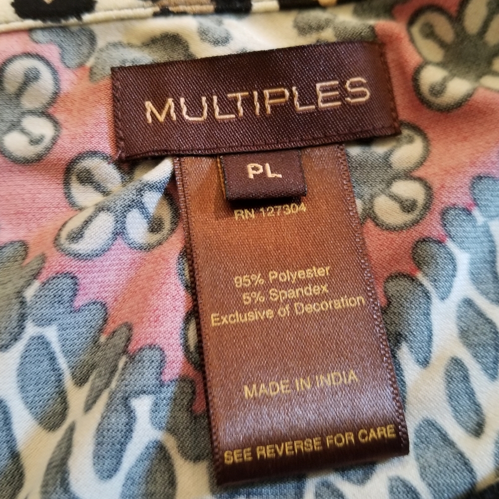 Multiples Top - Picture 3 of 4